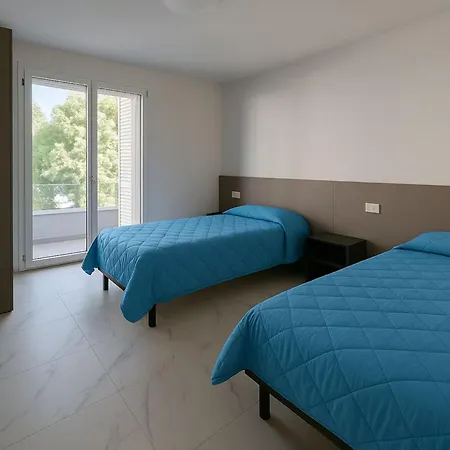 Modern Flat With Lovely Terrace In * ביביונה